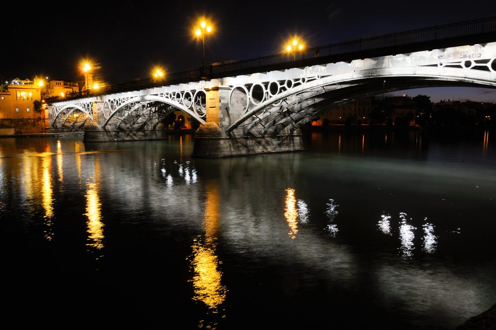 Sevilla de noche