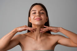 Yoga Studio Sevilla -Yoga Facial
